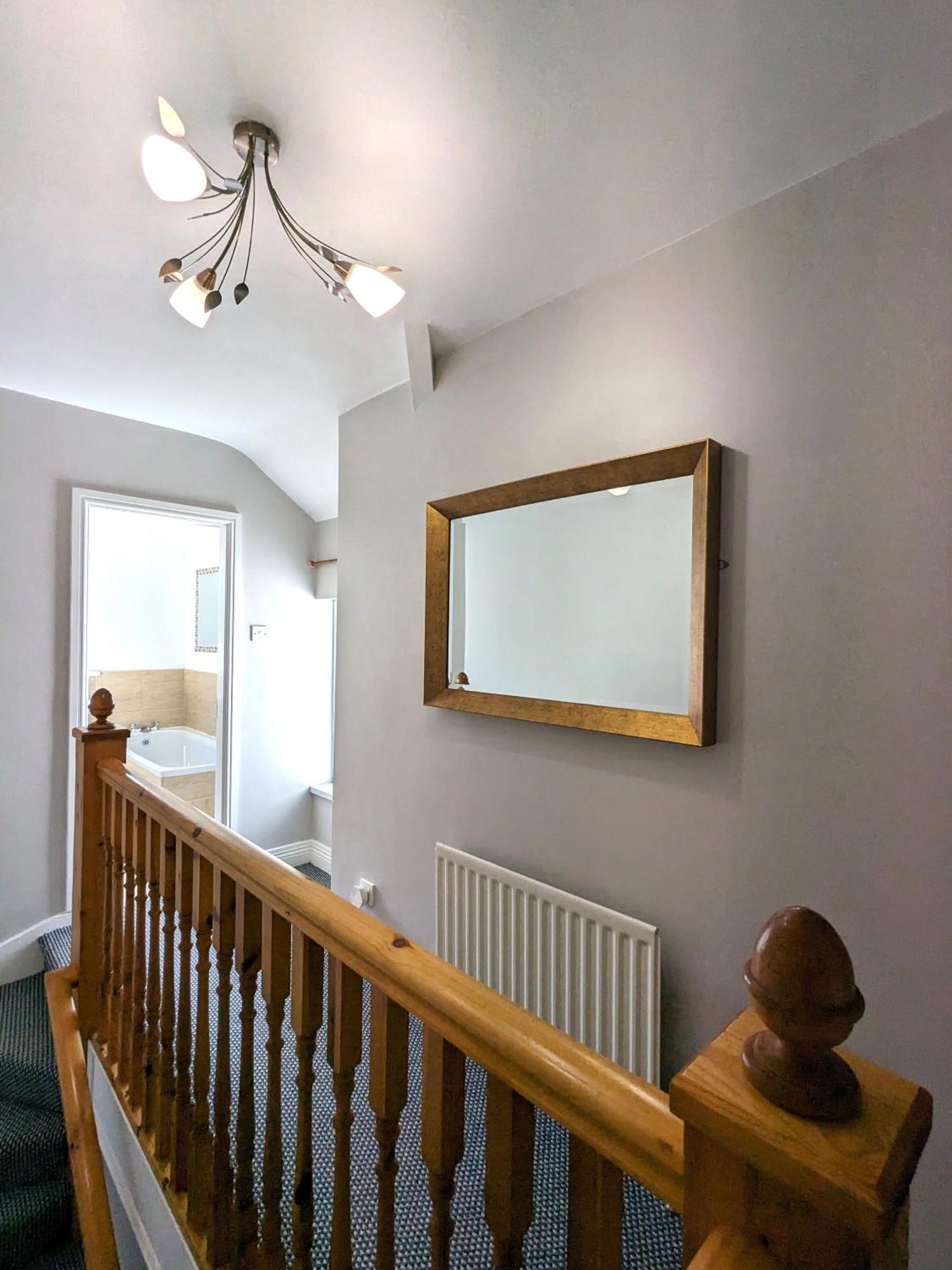 Heart Of Belfast With Private Garden Villa Luaran gambar